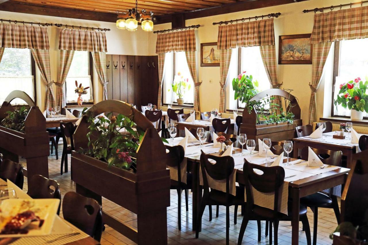 Hotel Tripic, Restaurant And Pizzeria Bohinj Extérieur photo
